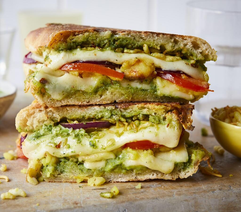 garlic_bread_bombay_76544_16x9